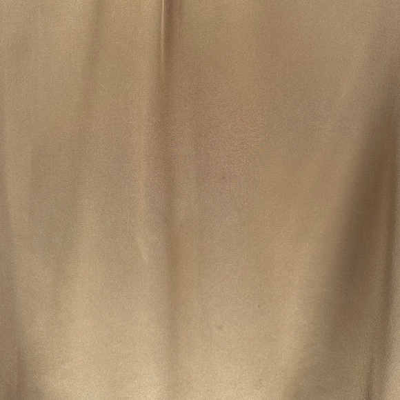 Aritzia Babaton Joel 100% Silk Blouse in Camel Brown Size Medium - Picture 9 of 11